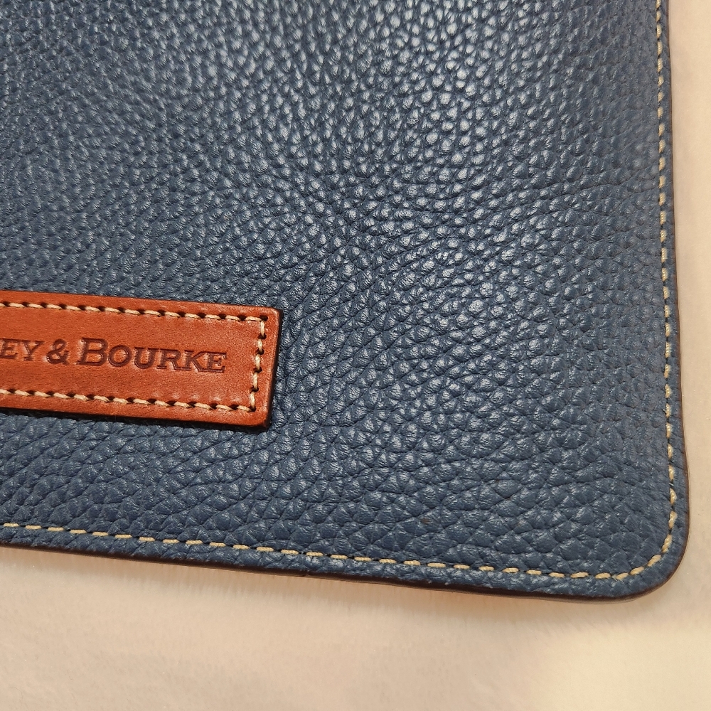 Dooney & Bourke Medium Flat Leather Wristlet - Picture 7 of 9